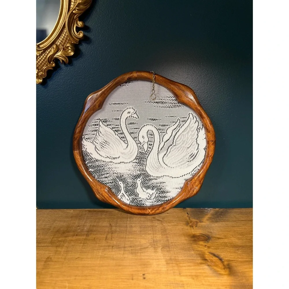 Vintage Swan Lace Wall Hanging - Picture 17 of 17